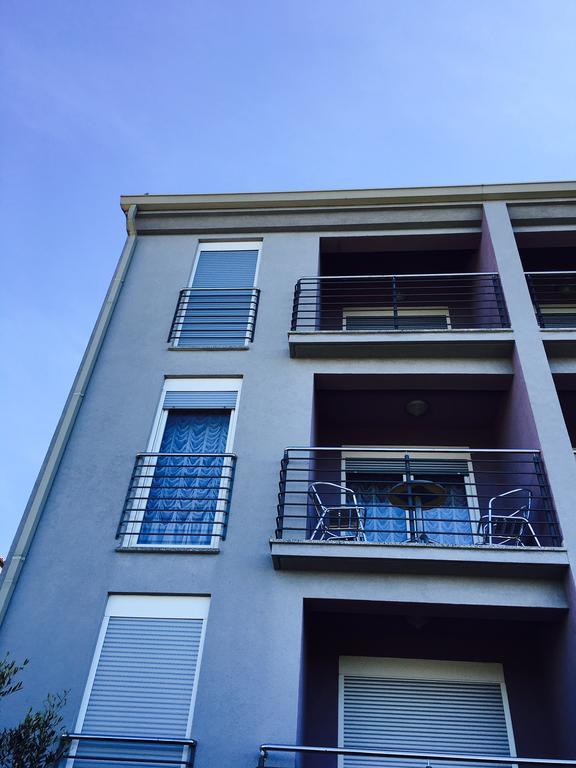 Apartment Mirella Умаг Экстерьер фото